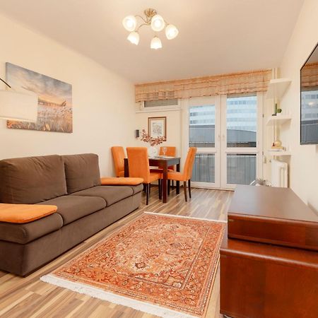 Bright & Cozy Apartments In The City Center By Noclegi Renters Varsavia Esterno foto